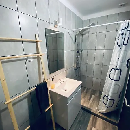 Soares Village Ii * Amoreira (Leiria)