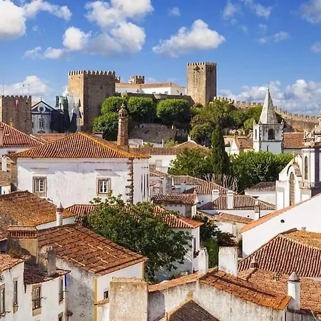 Soares Village Ii Дом отдыха Amoreira (Leiria)